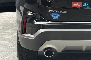 Позашляховик / Кросовер Ford Edge 2018 в Рівному