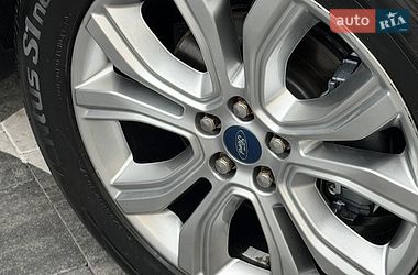 Позашляховик / Кросовер Ford Edge 2018 в Рівному