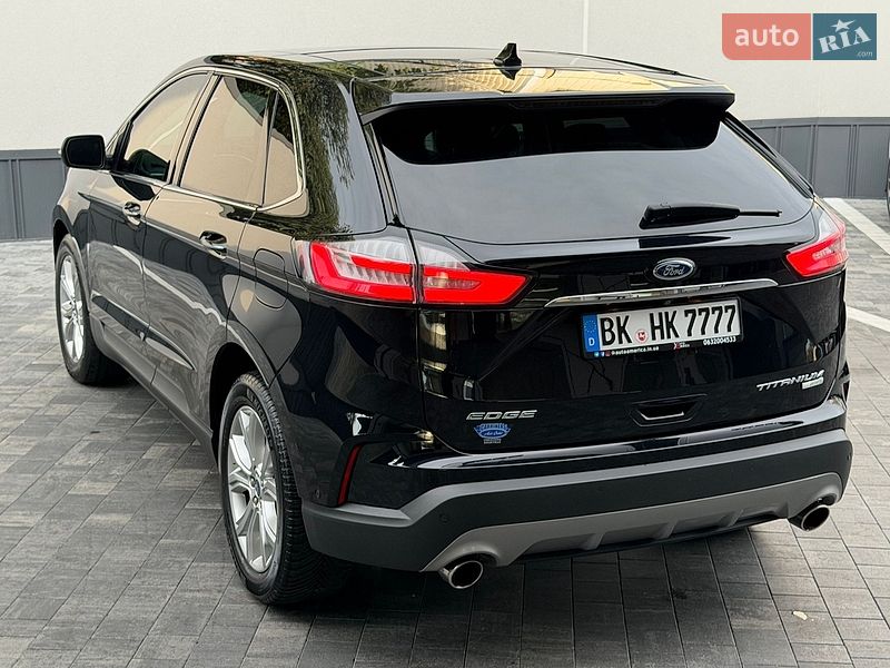 Позашляховик / Кросовер Ford Edge 2018 в Рівному