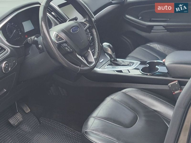 Позашляховик / Кросовер Ford Edge 2015 в Києві