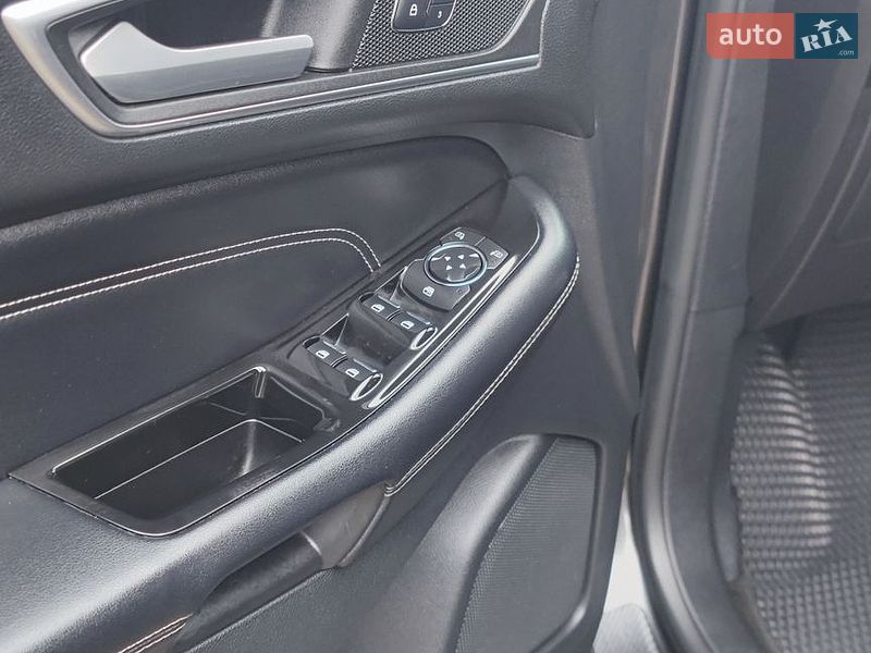 Позашляховик / Кросовер Ford Edge 2015 в Києві