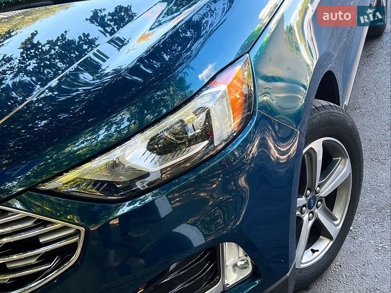 Внедорожник / Кроссовер Ford Edge 2020 в Ужгороде