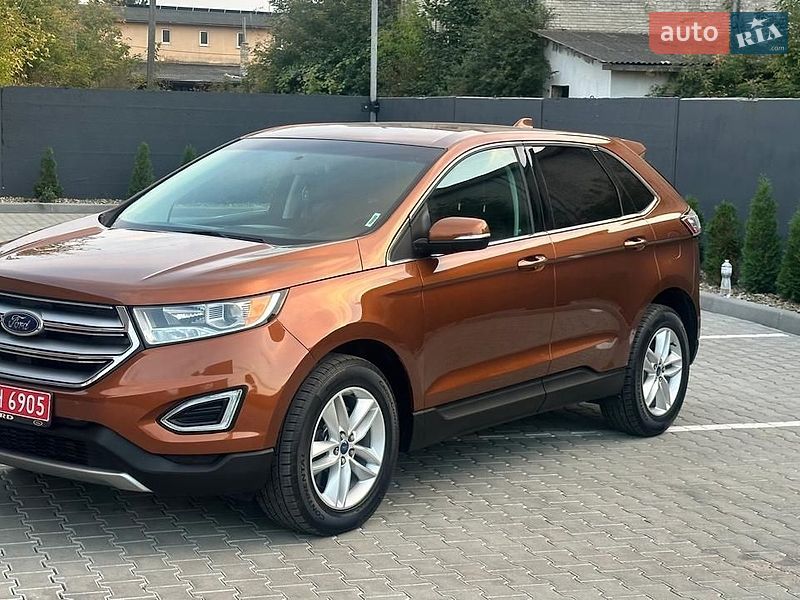 Позашляховик / Кросовер Ford Edge 2017 в Дубні