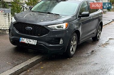 Ford Edge  2021