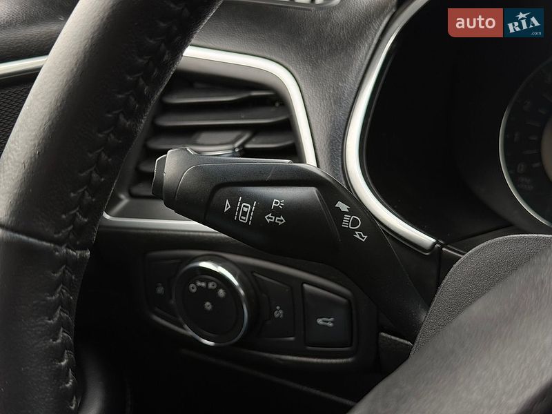 Внедорожник / Кроссовер Ford Edge 2016 в Одессе