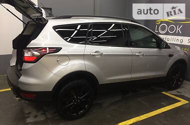 Ford Escape  2018