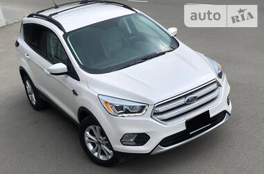 Ford Escape SEL 4*4 2018