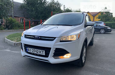 Ford Escape SE 2015