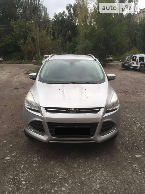 Универсал Ford Escape