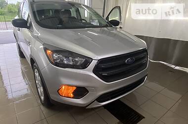 Ford Escape   S 2018