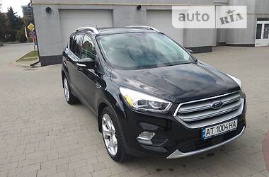 Ford Escape Titanim 2018