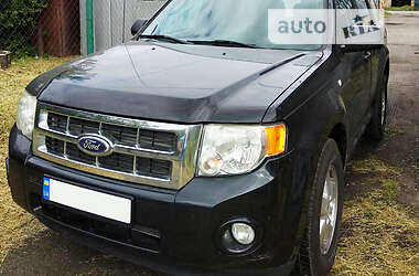 Ford Escape  2010