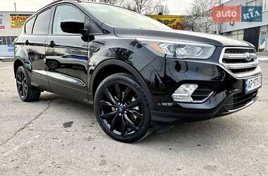 Ford Escape  2017