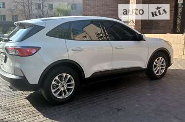 Ford Escape  2021