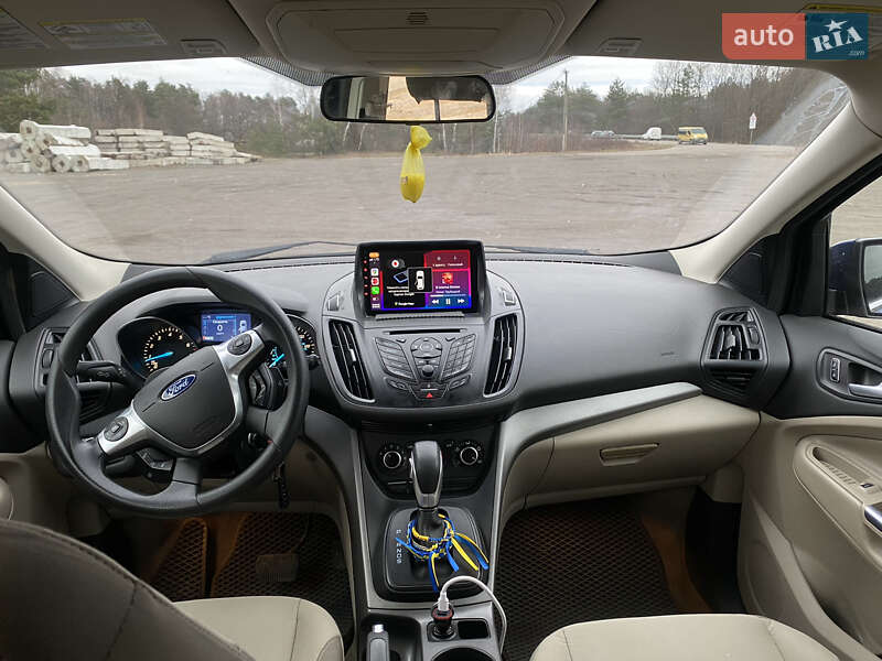 Внедорожник / Кроссовер Ford Escape 2014 в Сарнах