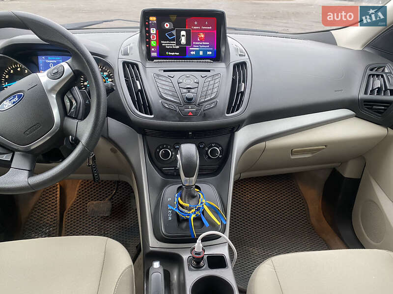 Внедорожник / Кроссовер Ford Escape 2014 в Сарнах