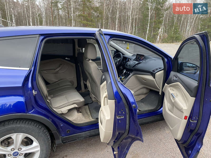 Внедорожник / Кроссовер Ford Escape 2014 в Сарнах