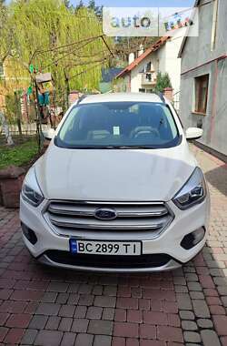 Ford Escape  2017