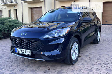 Ford Escape  2021