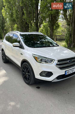 Ford Escape  2017