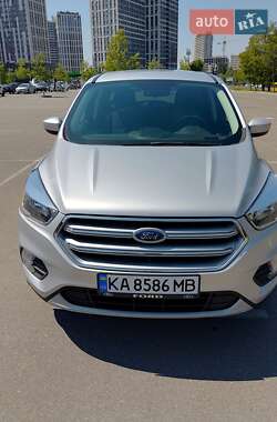 Ford Escape  2017