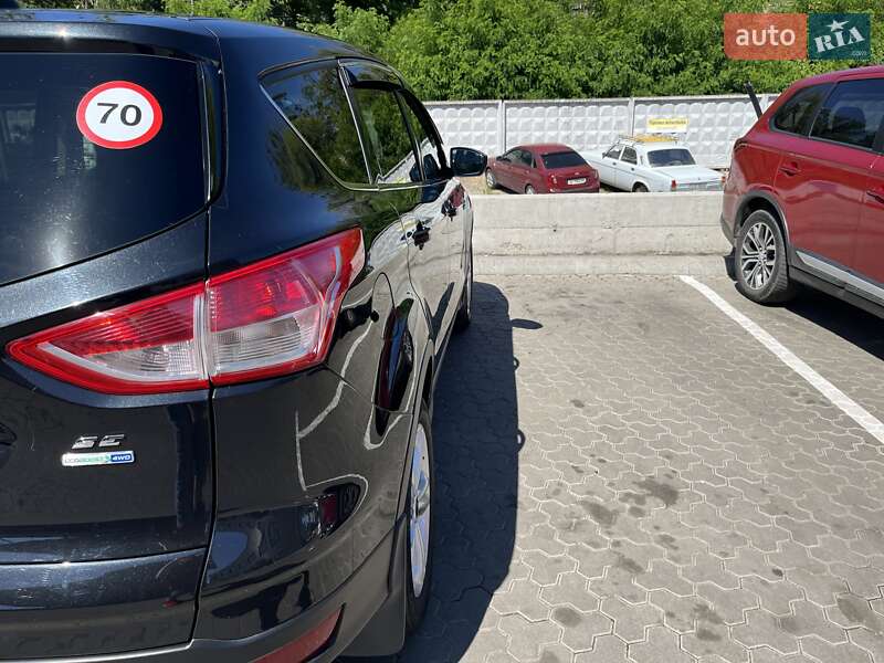 Позашляховик / Кросовер Ford Escape 2014 в Києві