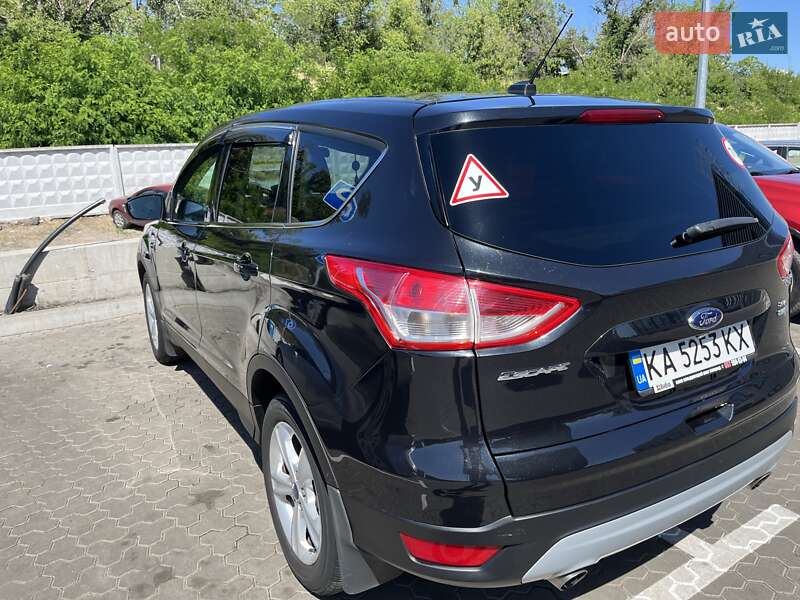Позашляховик / Кросовер Ford Escape 2014 в Києві
