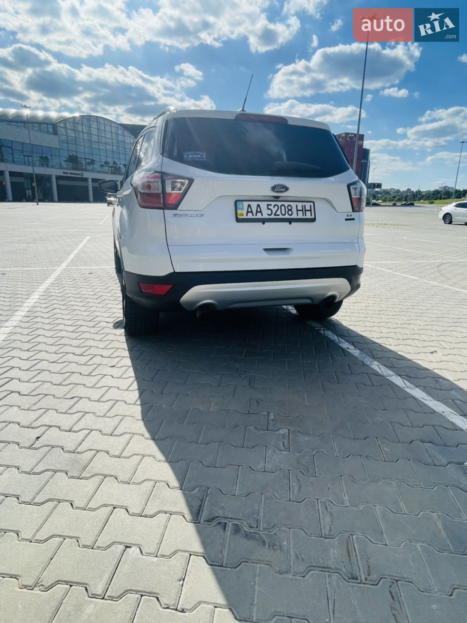 2016 Ford Escape - мініатюра 2