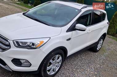 Ford Escape  2016