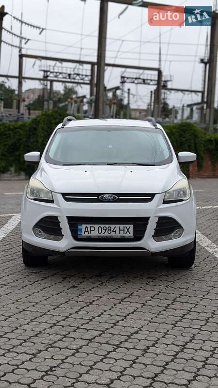 Ford Escape 2013 року в Чернівцях