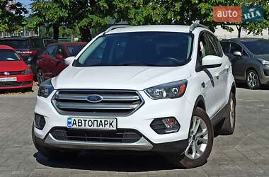 Ford Escape  2017