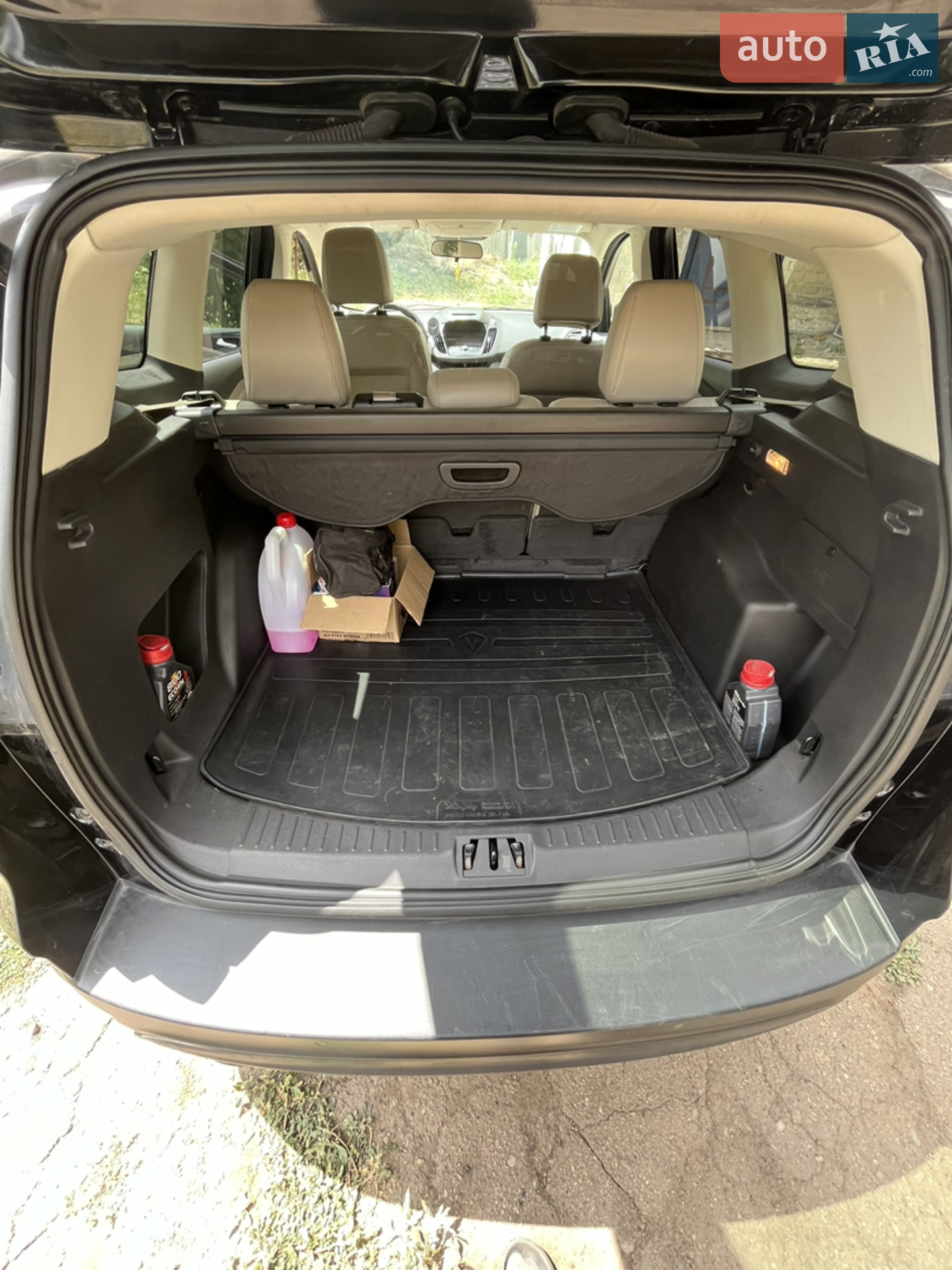 Ford Escape 2017 VIN 1FMCU9G94HUC04603 фото оголошення 25 з 33