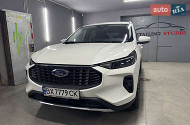 Ford Escape  2023