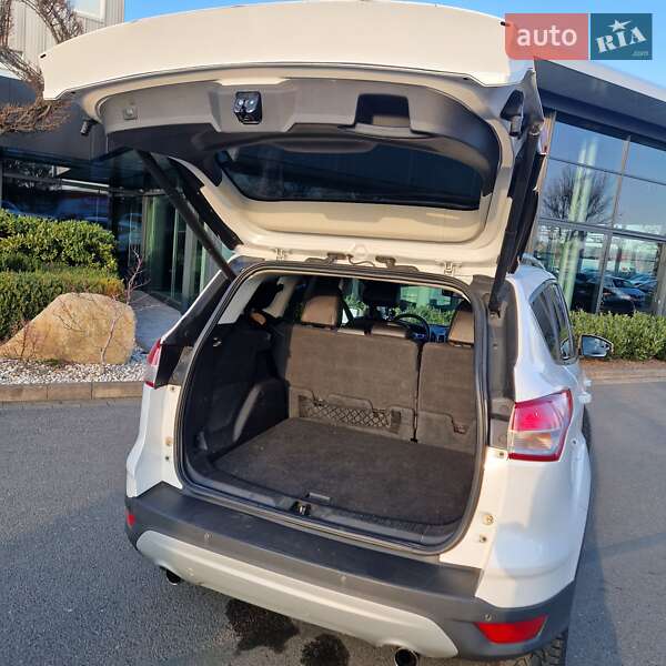 Внедорожник / Кроссовер Ford Escape 2013 в Сумах