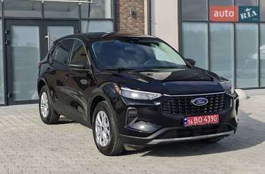 Ford Escape  2023