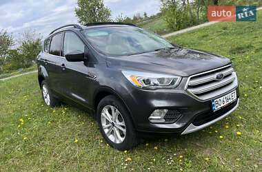 Ford Escape  2017