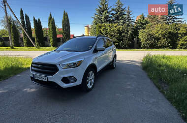 Ford Escape  2017