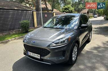 Ford Escape  2022