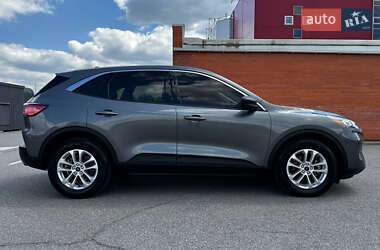 Ford Escape  2022