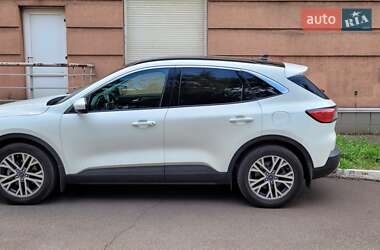 Ford Escape  2022