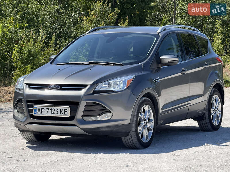Легкові Ford Escape