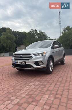 Ford Escape  2017