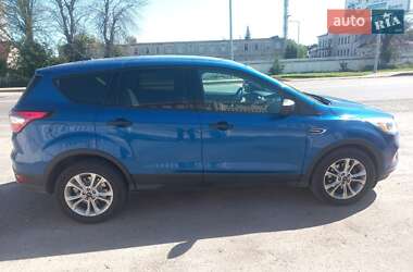Ford Escape  2017