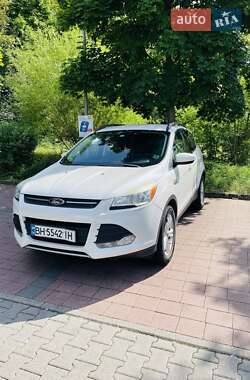 Ford Escape  2014
