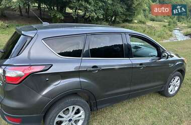Ford Escape  2017