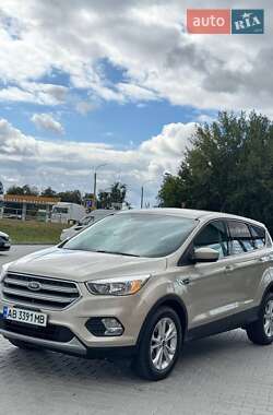 Ford Escape  2017