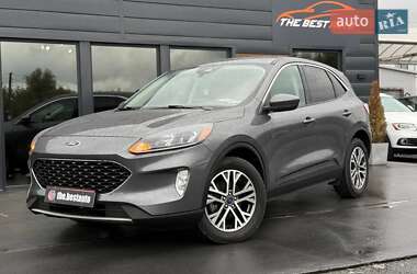 Ford Escape  2021