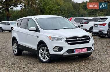 Ford Escape  2017