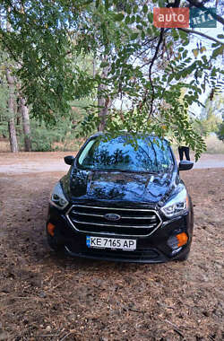 Ford Escape  2017