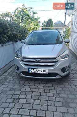 Ford Escape  2017
